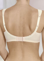 Anita bh met harmonieus printdesign 