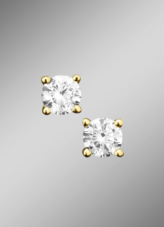 Stevige oorknopjes met diamanten 