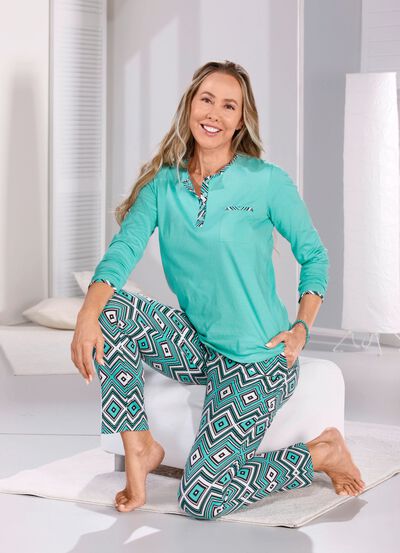 Twee-pack pyjama's, korte en lange mouwen met knoopsluiting 