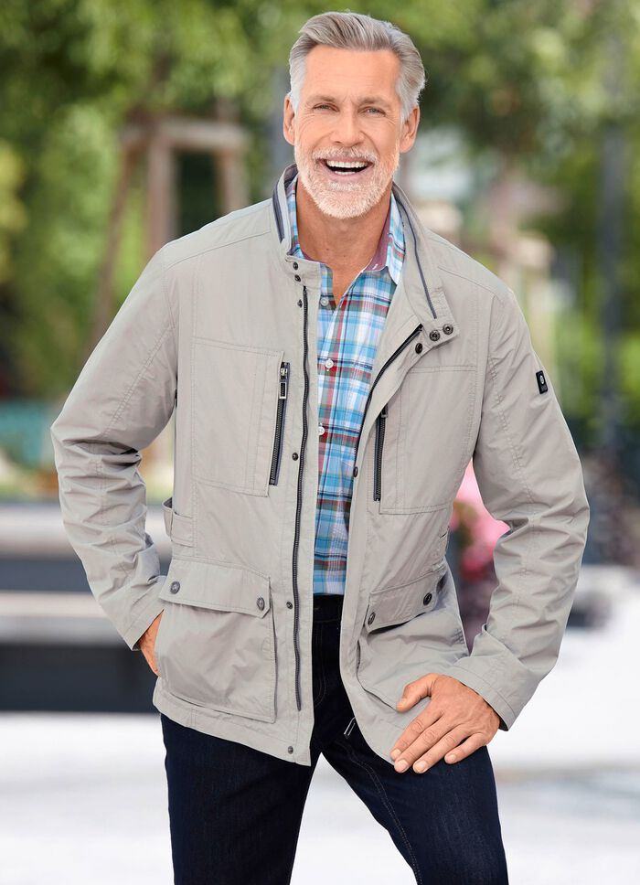 Jas van &ldquo;Gate One&rdquo; 