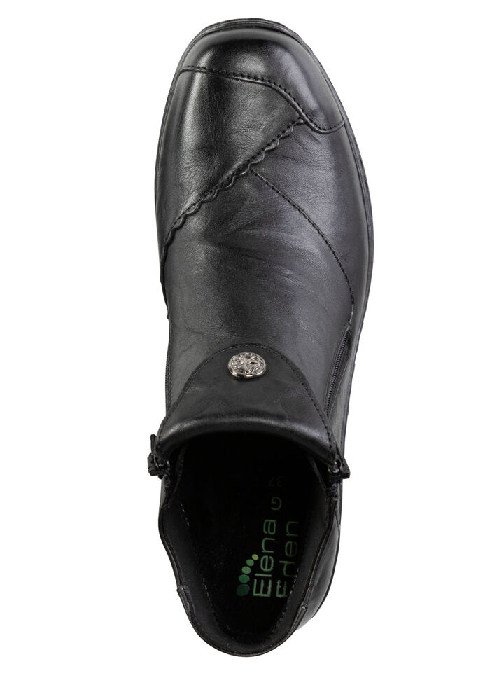 ELENA EDEN laarsje met een subtiele gekreukelde structuur en metalen sieraden ZWART