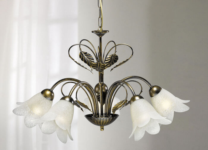 Metalen hanglamp met decoratief blad 