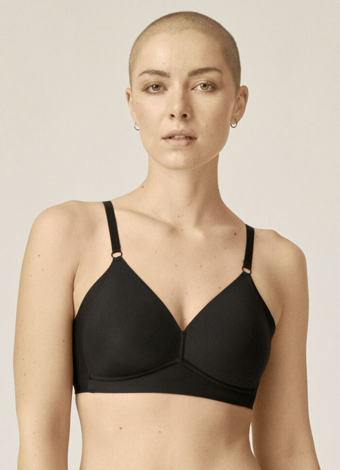 Naturana bh met voorgevormde cups ZWART