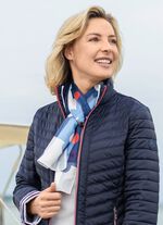 Sjaal met stippenmotief 