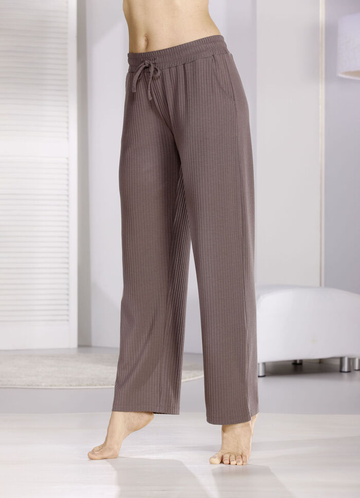 Slaap- en vrijetijdsbroek met trekkoord in de elastische tailleband 