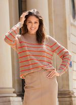 Trui met streepjesmotief 