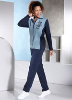 Vrijetijdspak met print op de voorkant 