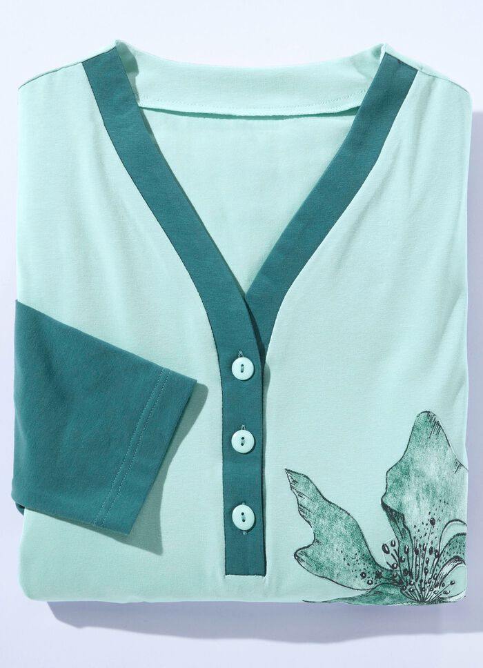 Set van twee nachthemden met knoopsluiting en geplaatste print 