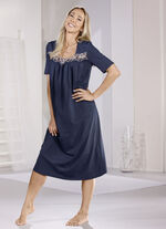 Nachthemd tot op de kuit met delicate tule borduursels 