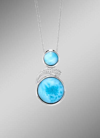 Hanger met Larimar 