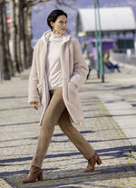 Omkeerbare korte jas in een oversized look 