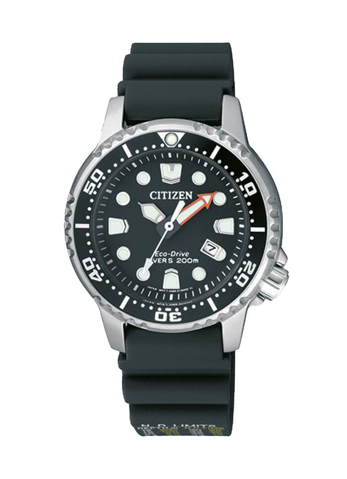 Dameshorloge 'Citizen' op zonne-energie 