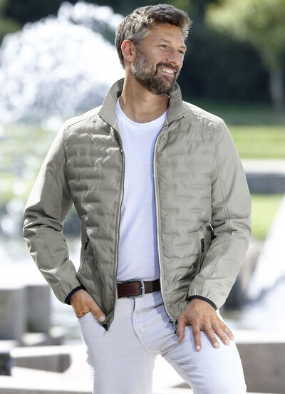 Blouson uit “Gate One” 