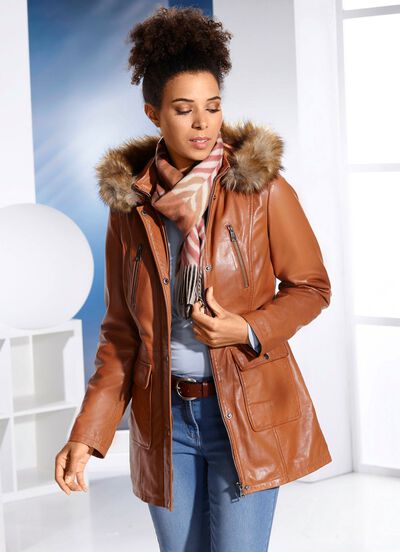 Leren jack met rand van imitatiebont 