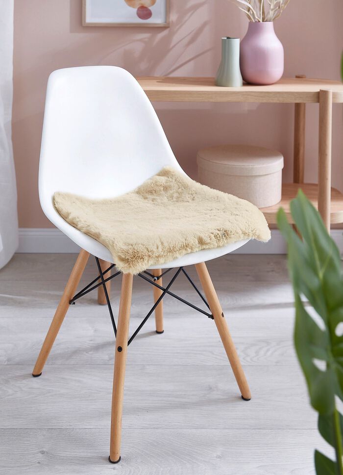 Gezellig woonaccessoire BEIGE