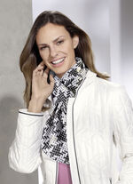 Sjaal met grafisch dessin 