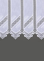 Klein raamgordijn met macramé afwerking 