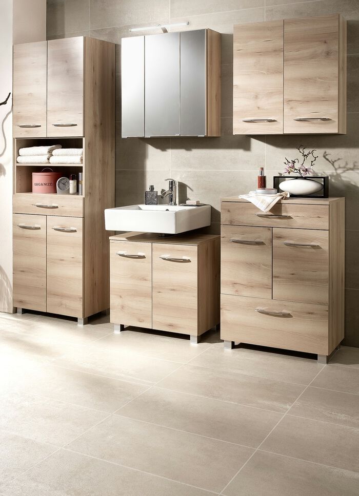 Badkamermeubelserie, kan ook hangend gemonteerd worden 