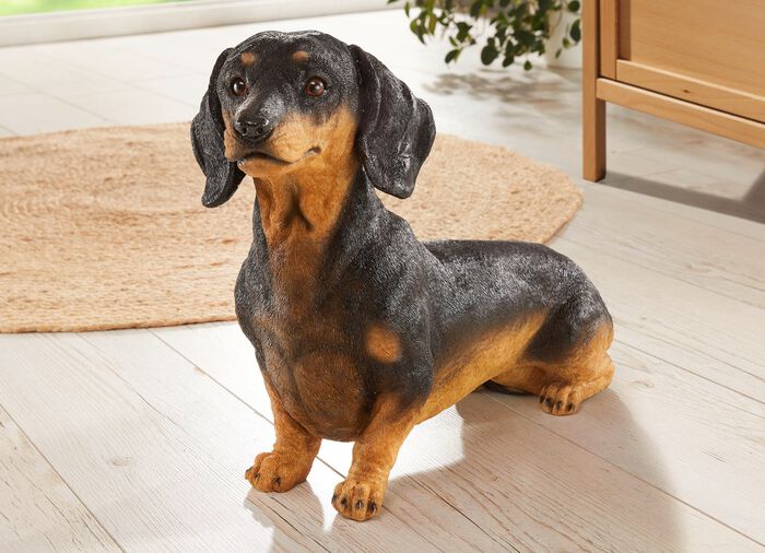 Teckel gemaakt van hoogwaardig polyresin 