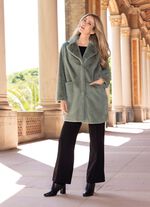 Korte jas met opgestikte zakken 