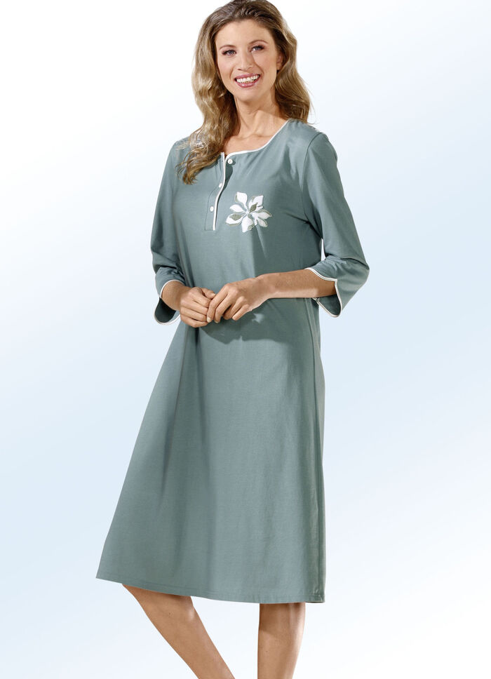 Twee-pack nachthemden, effen en all-over dessin met knoopsluiting 