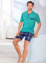 Shorty met knoopsluiting en opgestikte borstzak 