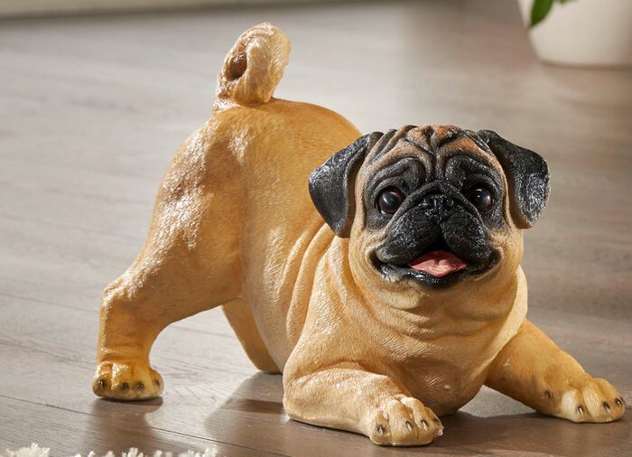 Weer- en vorstbestendige mopshonden, met de hand beschilderd 