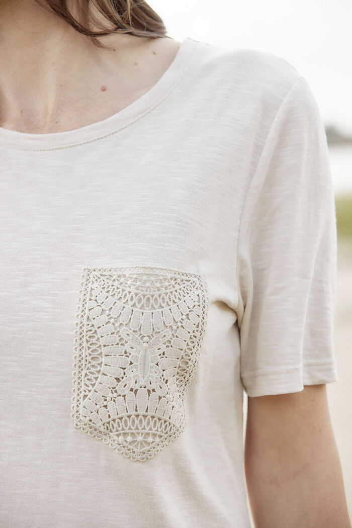 Stabiele lattenbodem van berkenmultiplex om uit te rollen 