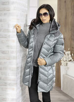 Jas met afneembare rand van imitatiebont op de kraag 