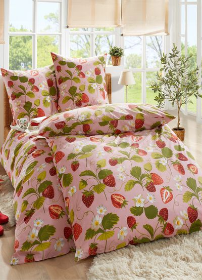 Beddengoedset met aardbeienmotief 