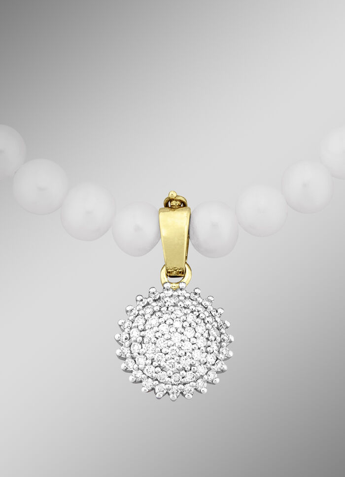 Edele hanger met 60 diamanten 