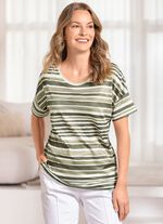 Kerstman met verlichte boom 