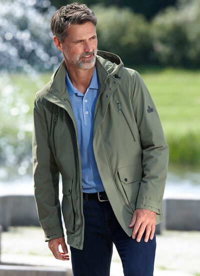 Jas van &ldquo;New Canadian&rdquo; 