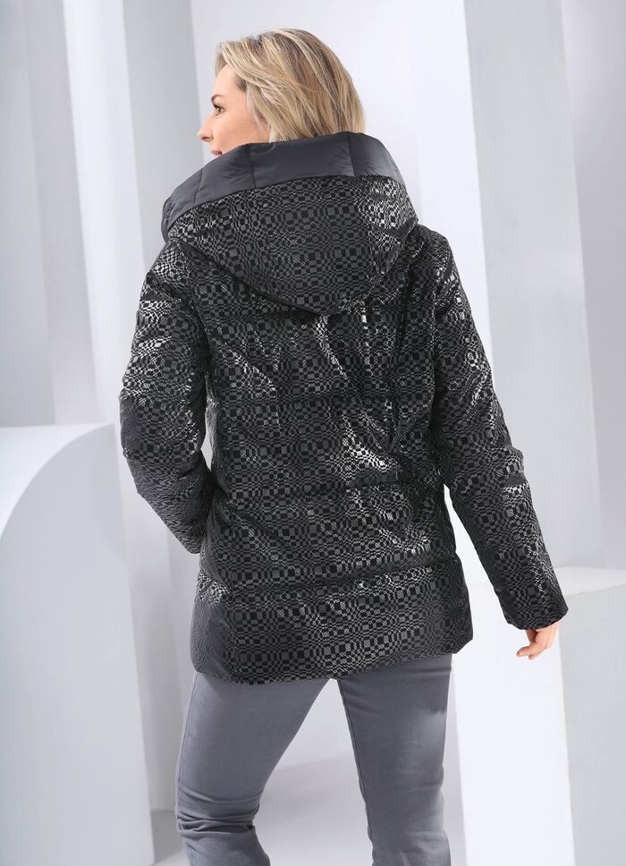 Functionele jas met vaste capuchon 