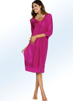 Set van twee nachthemden met gebloemd kant en ruches 