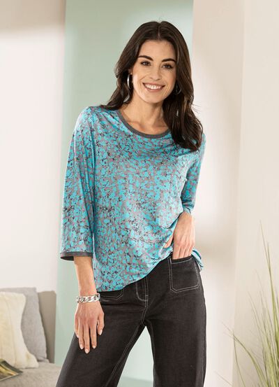 Shirt met zilverkleurige sierplaatjes 