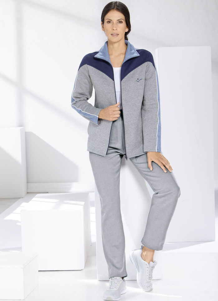 Vrijetijdspak met twee broeken 