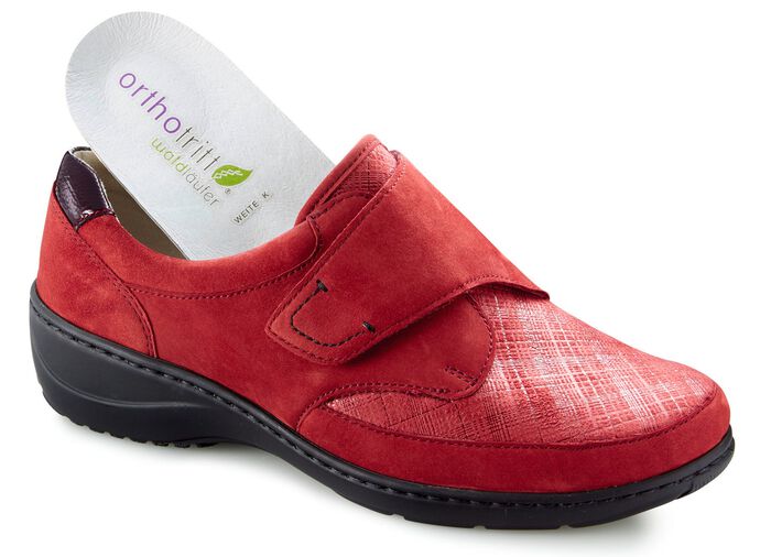 Waldl&auml;ufer pantoffels met stretchmateriaal in het balgedeelte ROBIJNROOD