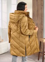 Functionele korte mantel met afneembare capuchon 