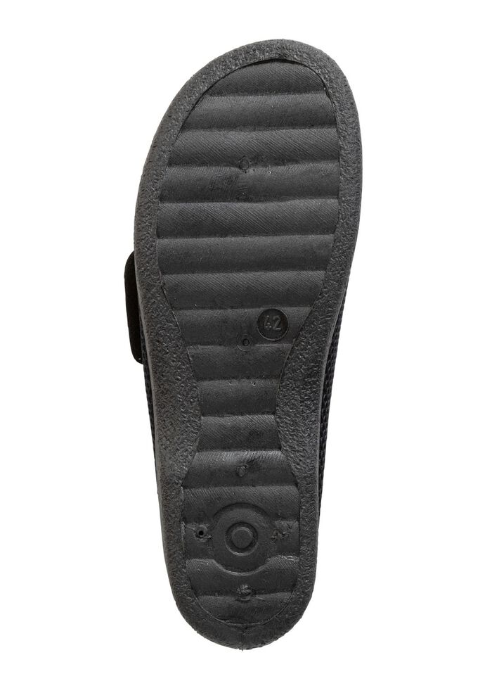 Slippers gemaakt van gewatteerd textielmateriaal ZWART