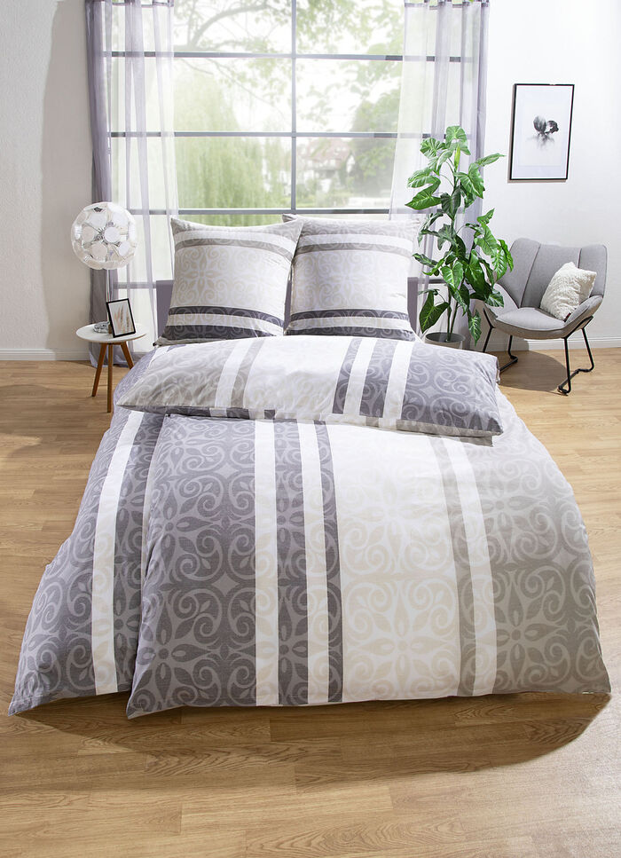 Polykatoenen beddengoedset van Dobnig 