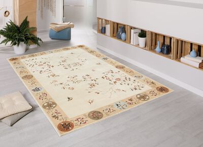 Bruggen en tapijten met bloem- en rankmotieven 