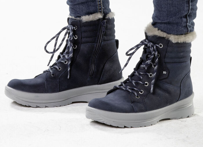 Veterlaarsje van generfd rundnubuckleer MARINE