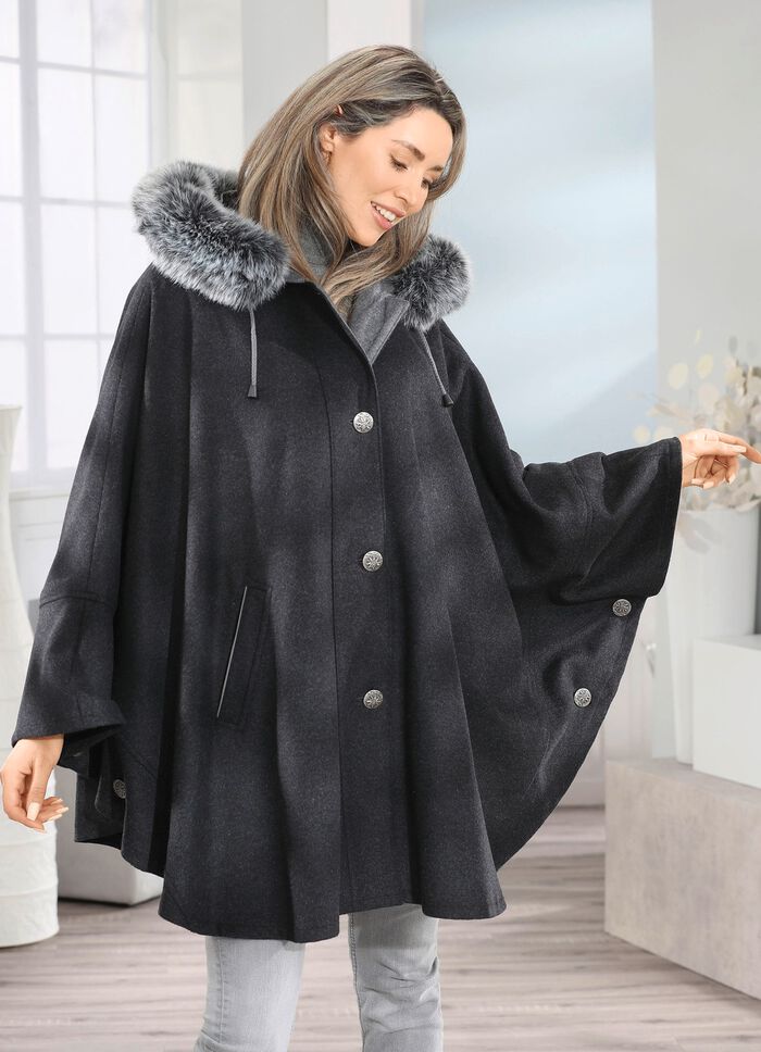 Cape met knoopsluiting 