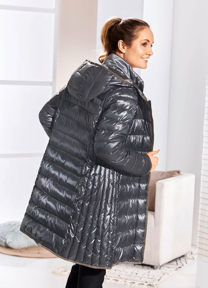 Korte jas met zijstiksels in de lengte 