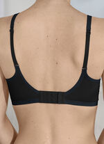 Naturana bh met uitneembare pads SCHWARZ