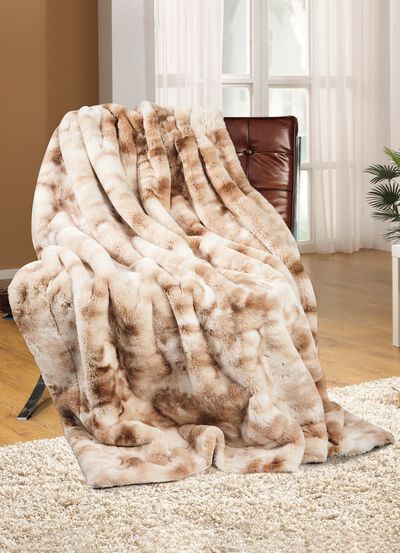Bontdeken gemaakt van natuurlijk nepbont 