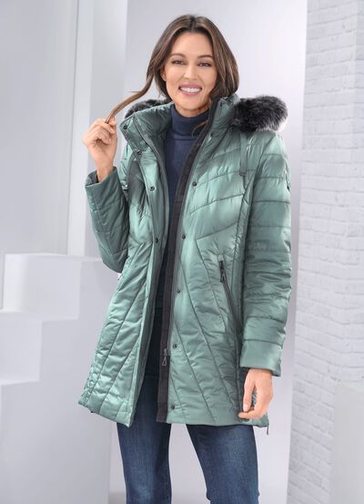 Jas met afneembare imitatiebontrand 