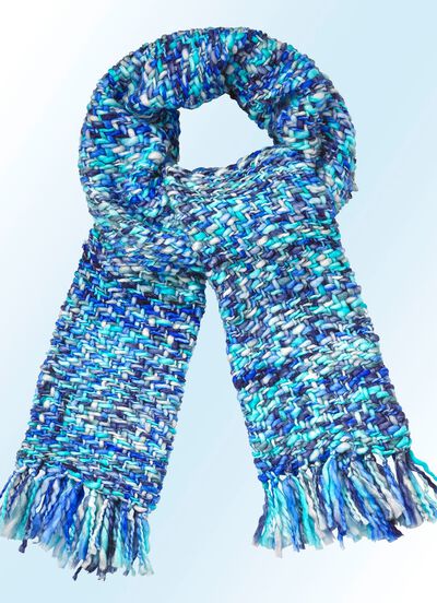 Sjaal met franjes aan de uiteinden 