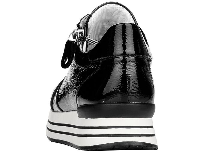 Remonte sneakers met effectieve vetersluiting 